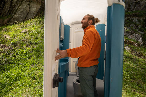Porta potty delivery and setup in West Springfield, VA